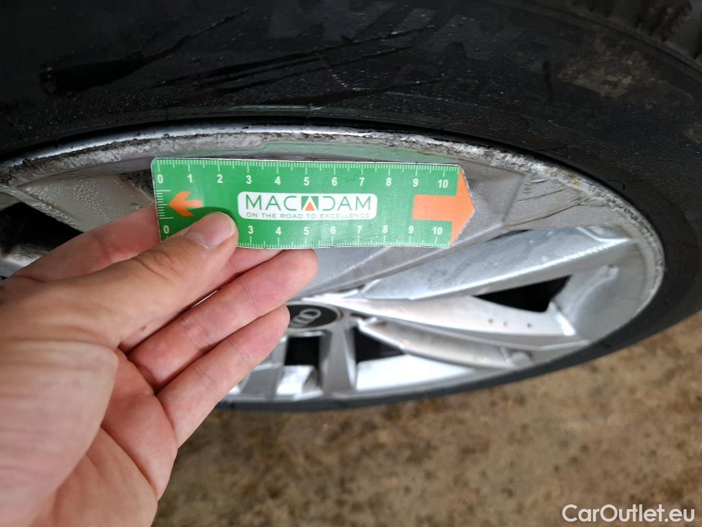  Audi  A3 AUDI  Sportback / 2020 / 5P / Berline 35 TFSI 150 MHEV S Tronic Business Line #18