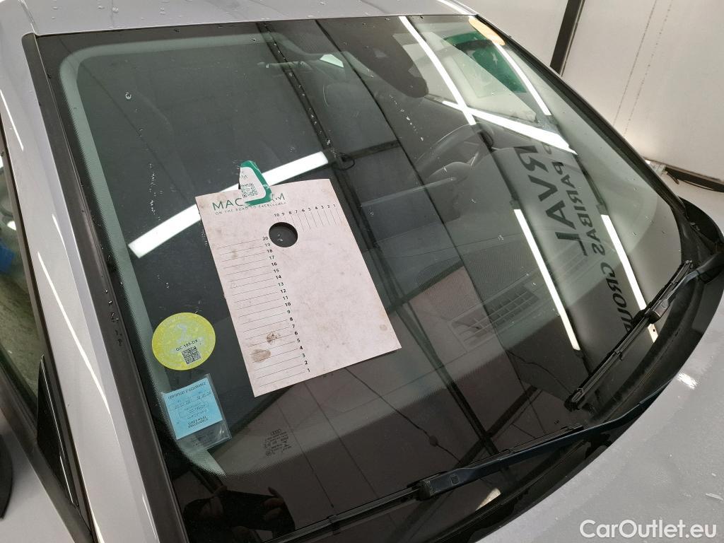  Audi  A4 AUDI  Avant / 2019 / 5P / Break 30 TDI 136 S tronic Business line #30