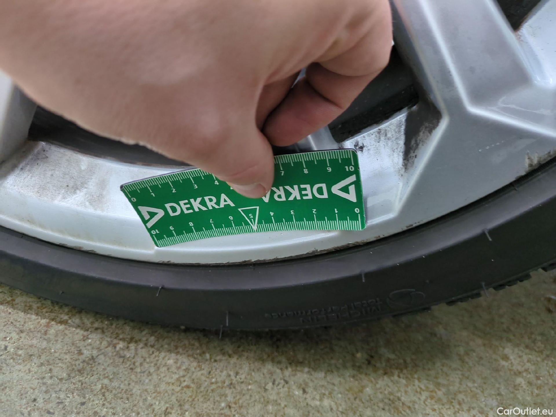  Audi  A3  Berline 30 TDI Business Line 2.0 TDI 115CV BVA7 E6d #8