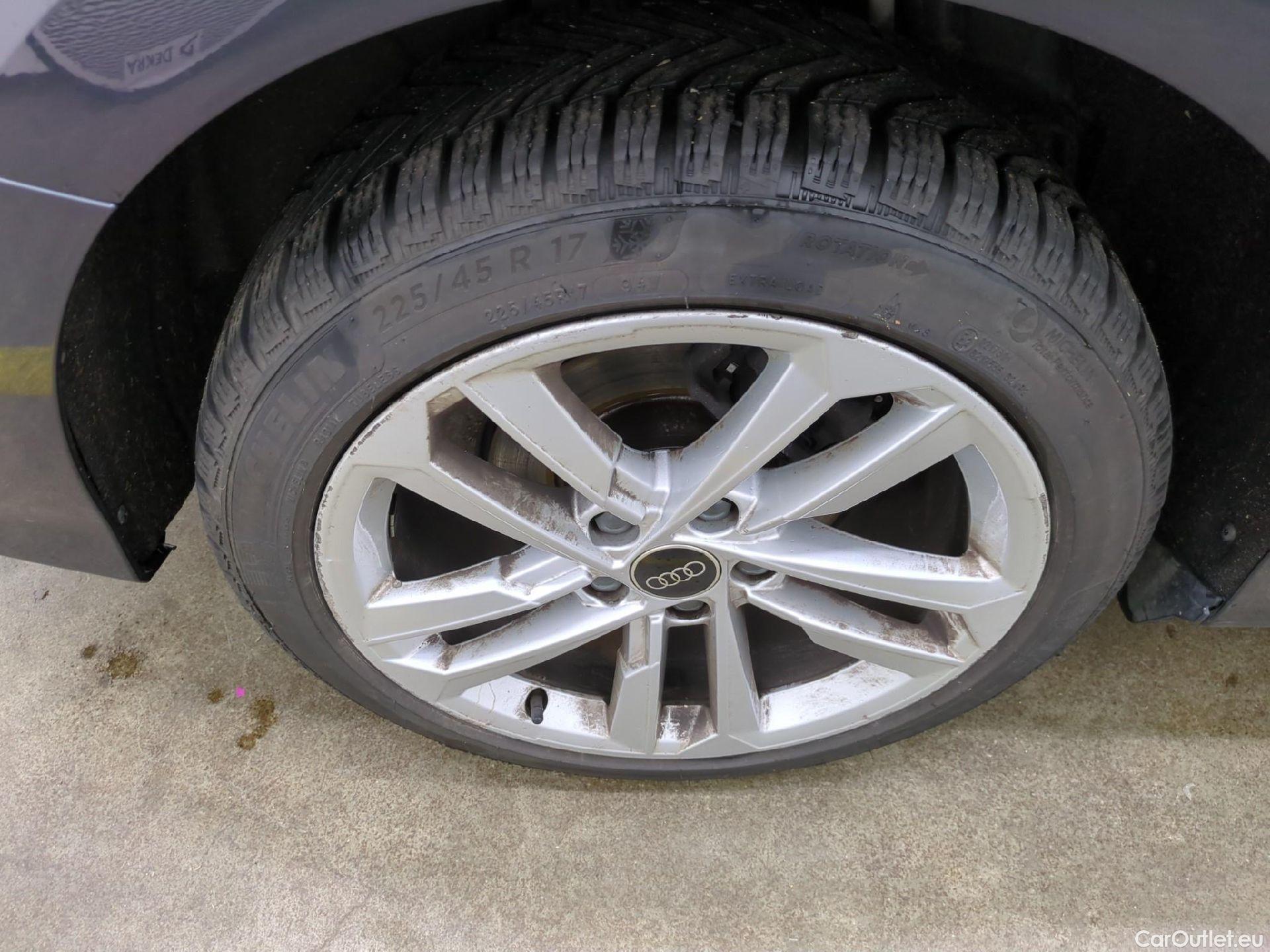  Audi  A3  Berline 30 TDI Business Line 2.0 TDI 115CV BVA7 E6d #17