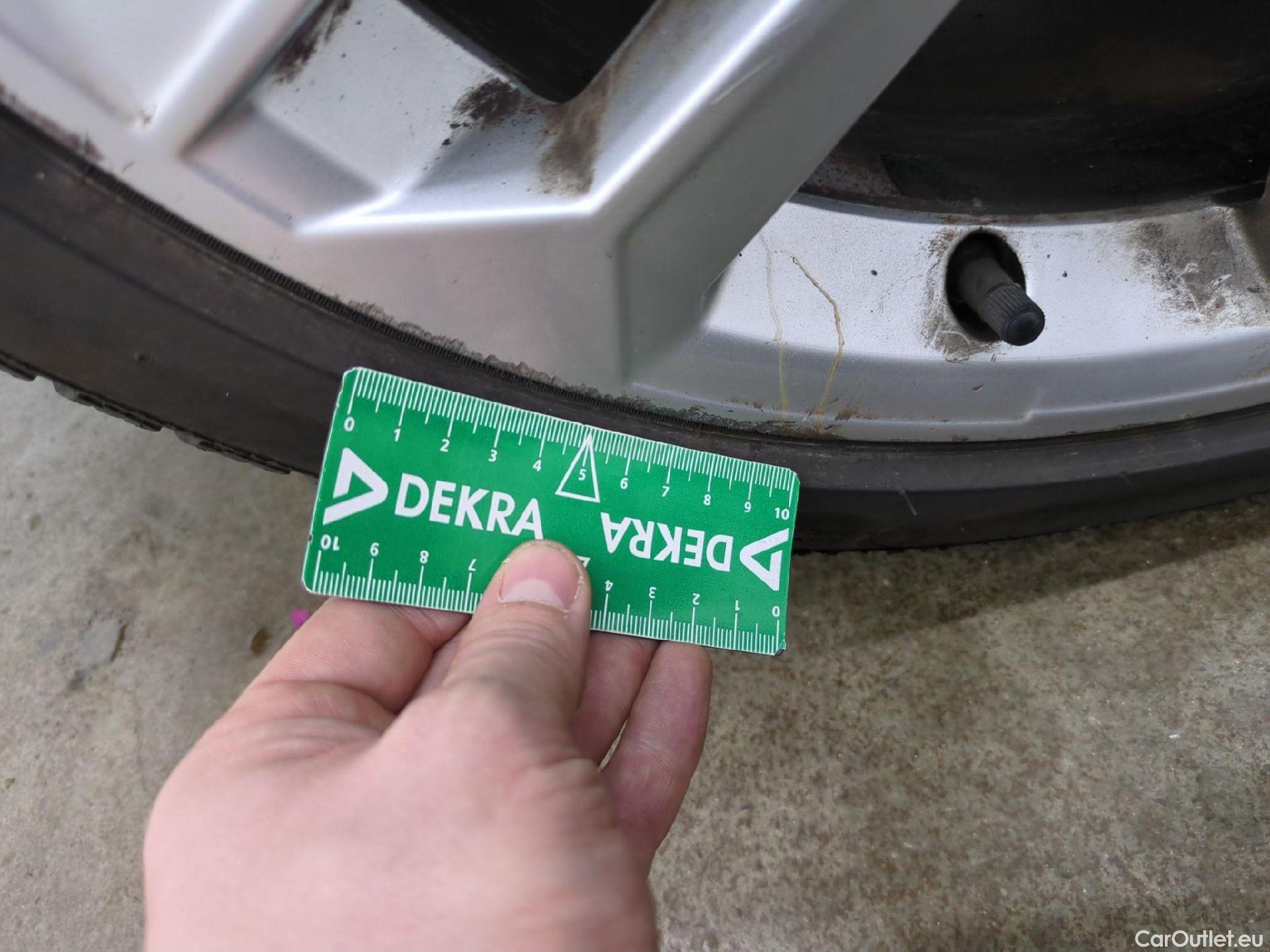  Audi  A3  Berline 30 TDI Business Line 2.0 TDI 115CV BVA7 E6d #19