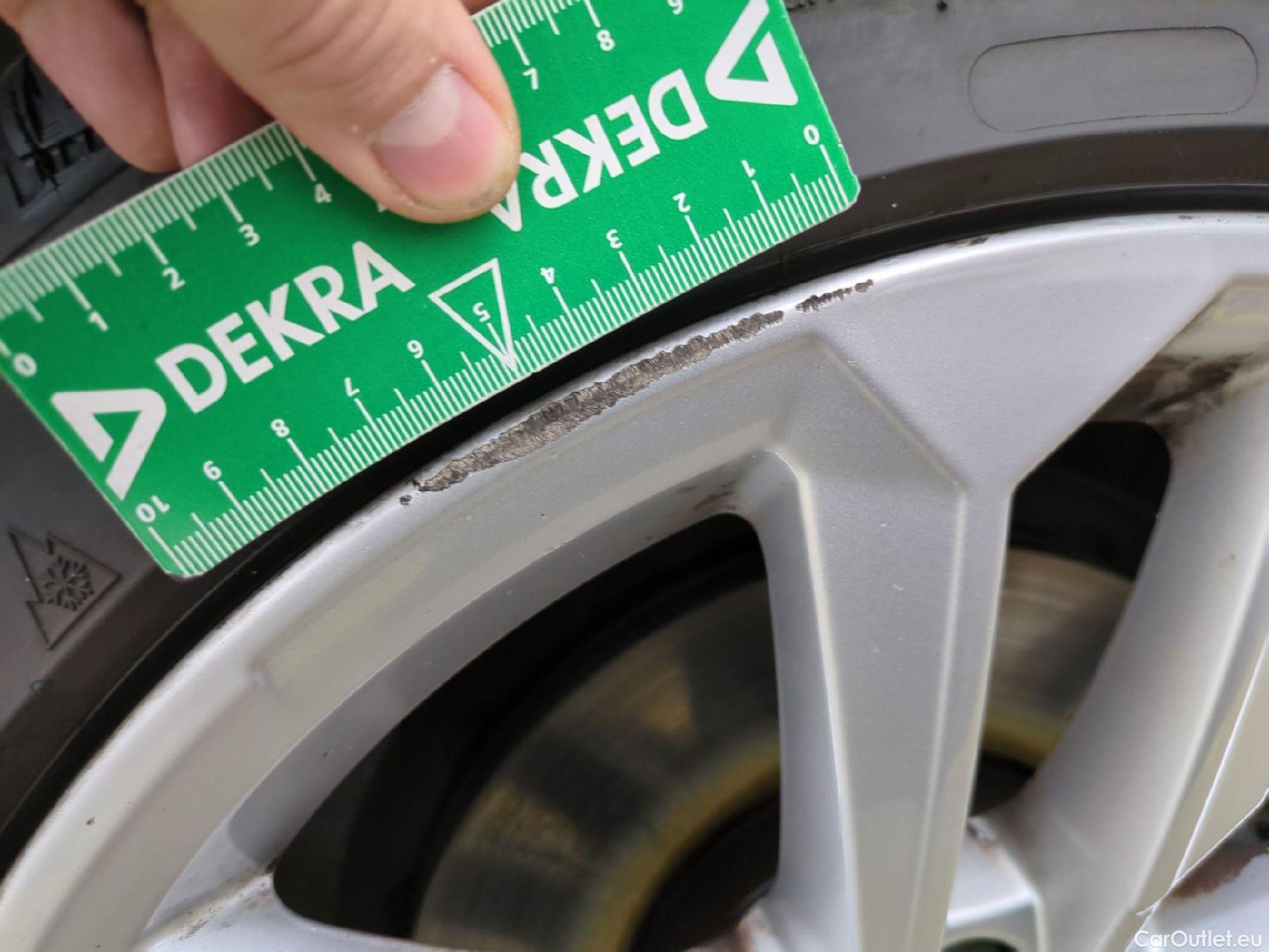  Audi  A3  Berline 30 TDI Business Line 2.0 TDI 115CV BVA7 E6d #5