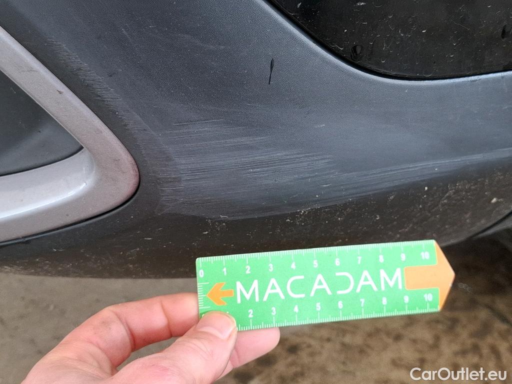  Citroen  C4 CITROEN  X / 2022 / 4P / Berline PureTech 130 S&S EAT8 Shine #8