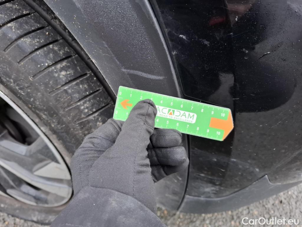  Peugeot  2008  Allure Business 1.5 HDi 110CV BVM6 E6d #37