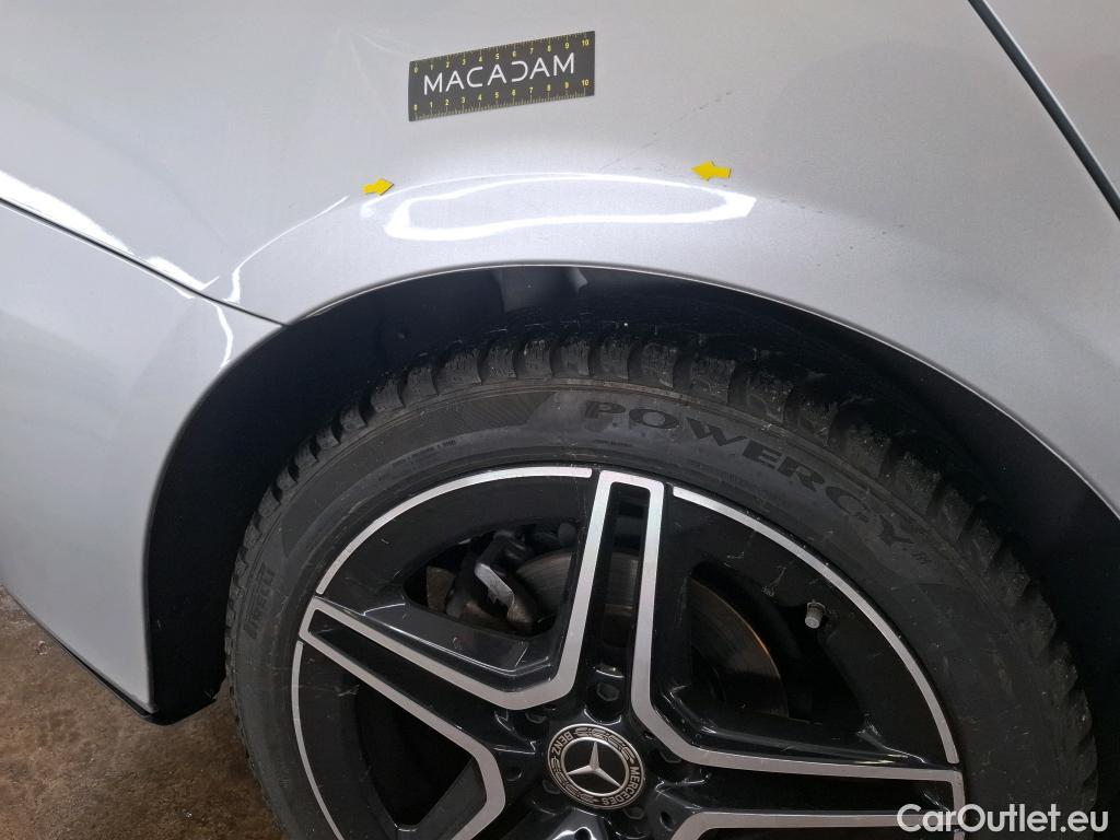  Mercedes  A-Klasse MERCEDES-BENZ Classe A Berline / 2018 / 4P / Berline A 200 d AMG Line 8G-DCT #2