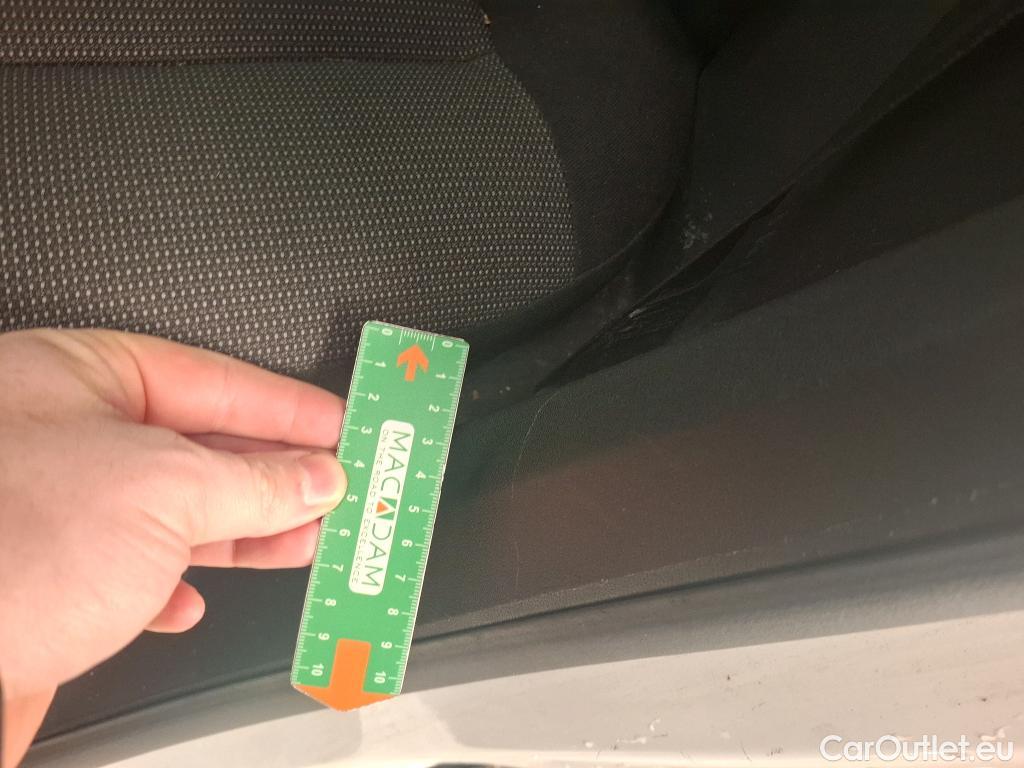  Citroen  C3 CITROEN  / 2020 / 5P / Berline PureTech 83 S&S BVM Feel Pack #24