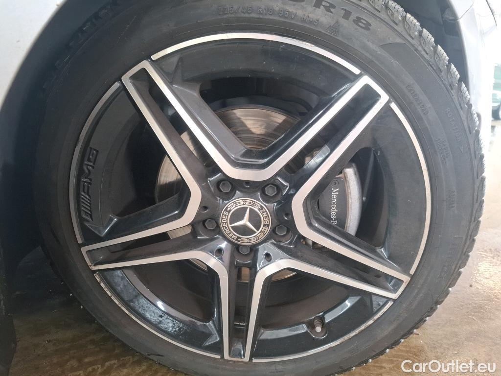  Mercedes  A-Klasse MERCEDES-BENZ Classe A Berline / 2018 / 4P / Berline A 200 d AMG Line 8G-DCT #19