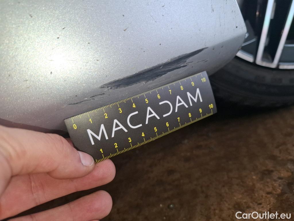  Mercedes  A-Klasse MERCEDES-BENZ Classe A Berline / 2018 / 4P / Berline A 200 d AMG Line 8G-DCT #11