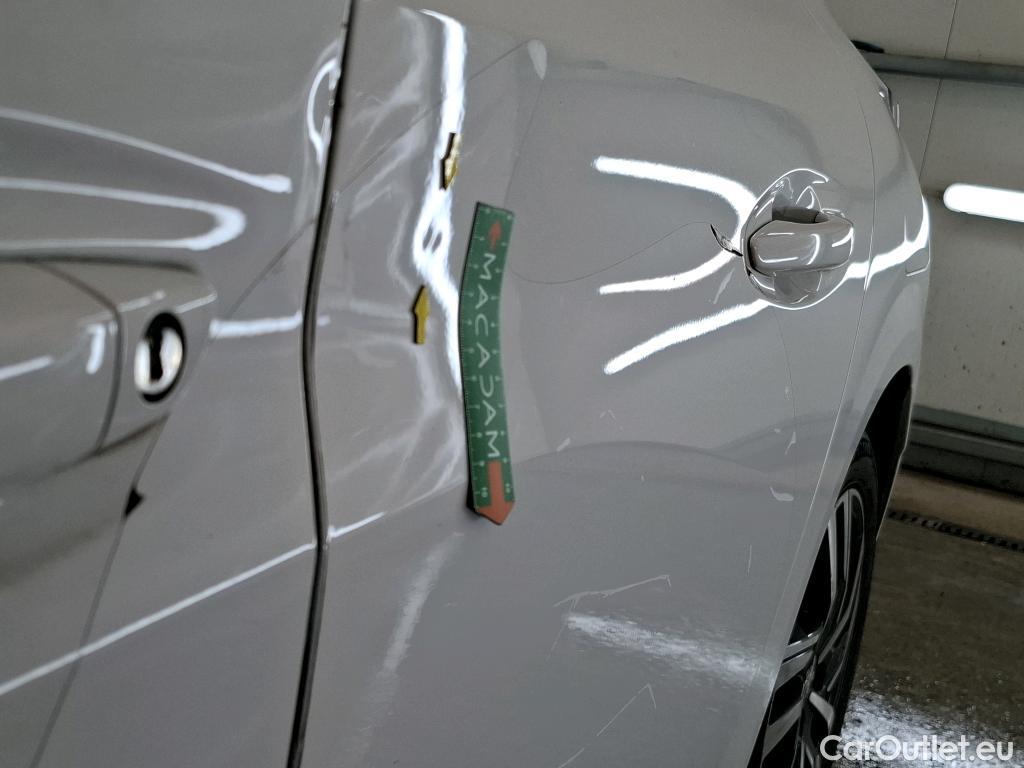  Peugeot  208  Allure Business 1.2 PureTech 100CV BVM6 E6d #28