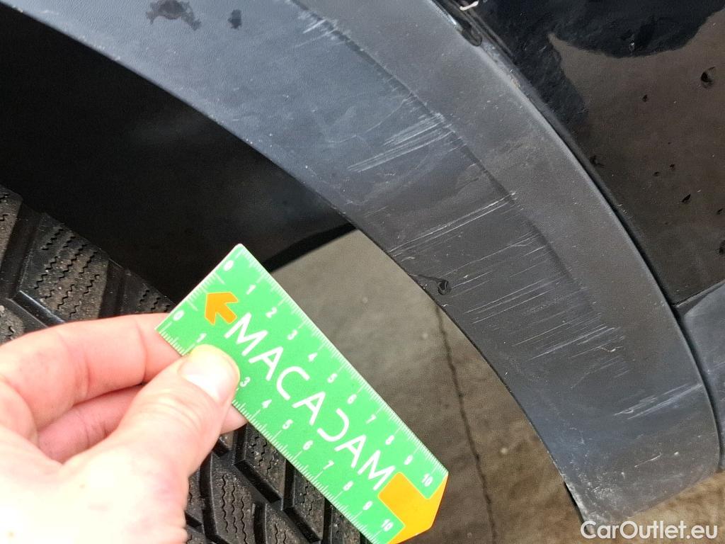  Citroen  C4 CITROEN  X / 2022 / 4P / Berline PureTech 130 S&S EAT8 Shine #10