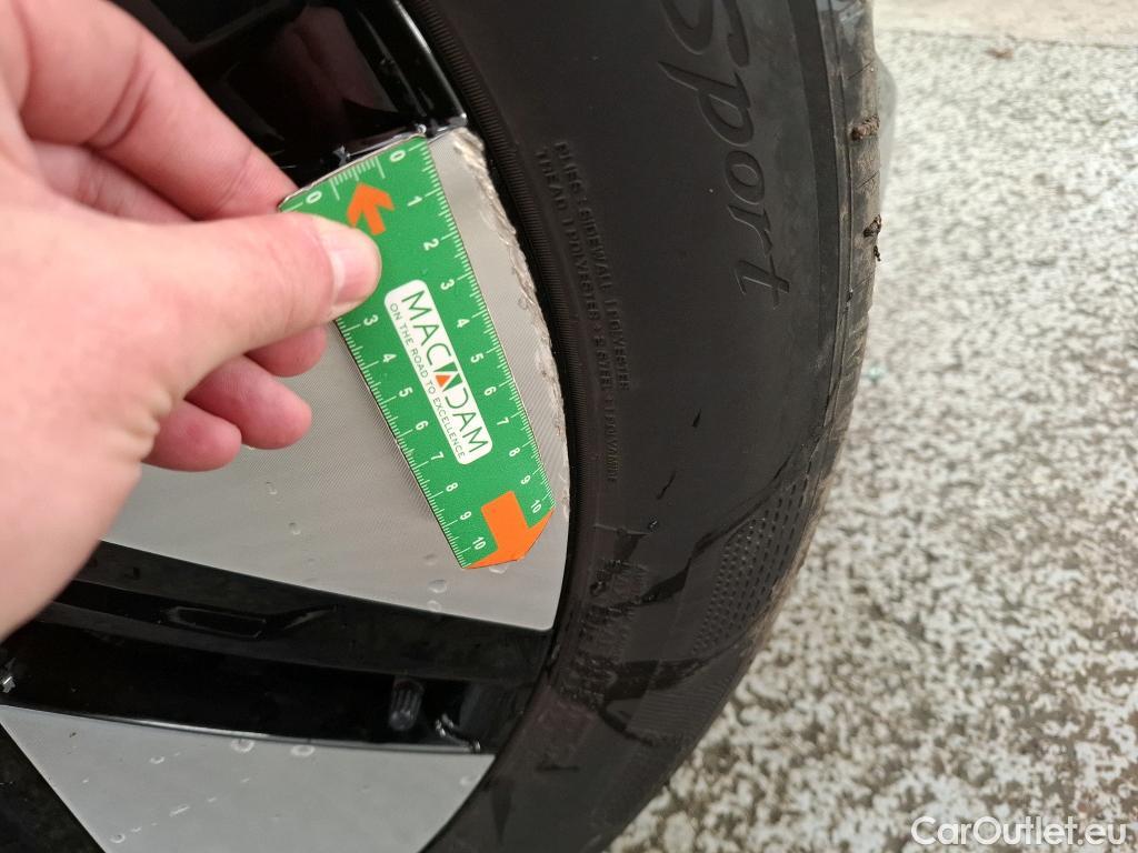  Hyundai   Ioniq Ioniq 6 Creative Electrique 77kWh BVA #13