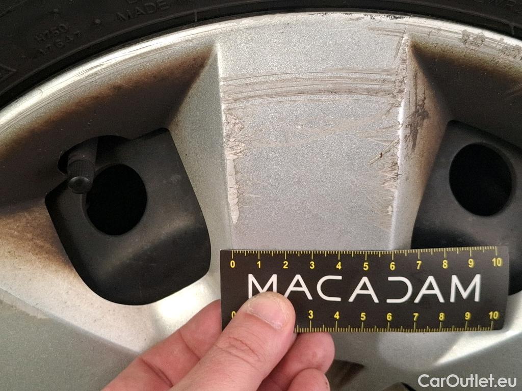  Renault  Kangoo  II Express Maxi Extra (Série Spéciale) 1.5 dCi 95CV BVM6 E6dT #74