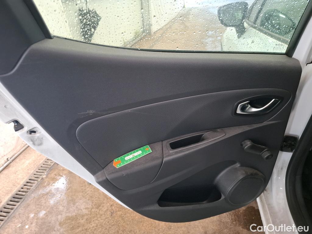  Renault  Clio  IV Air MediaNav 1.5 dCi 75CV BVM5 E6 #25