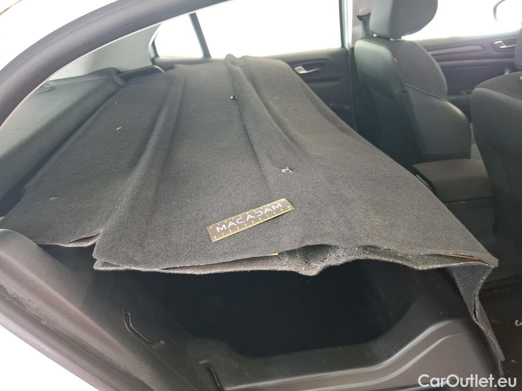  Renault  Megane  IV Berline 5pt. Société Air Nav 1.5 dCi 90CV BVM6 E6 #1