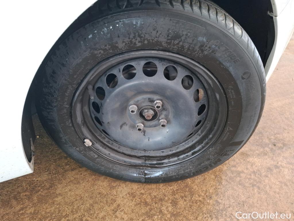  Renault  Clio  IV Air MediaNav 1.5 dCi 75CV BVM5 E6 #21