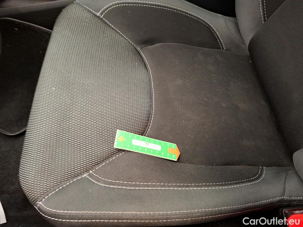  Renault  Clio  IV Air MediaNav 1.5 dCi 75CV BVM5 E6 #31