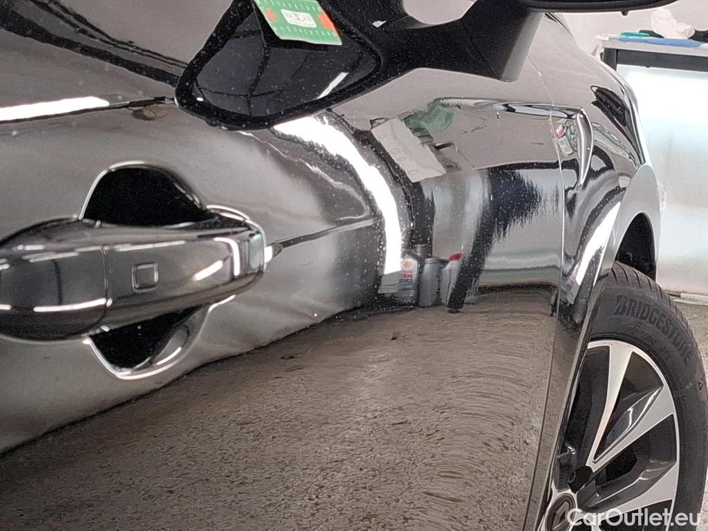  Renault  Clio RENAULT  / 2019 / 5P / Berline Intens TCe 100 - 20 #2