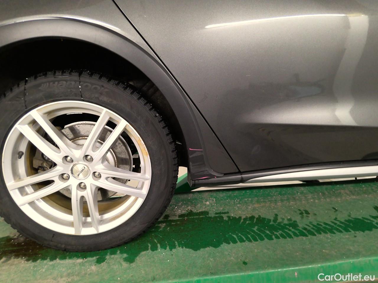  Ford  Focus  Wag EB 125 Act.Ed. Aut #4