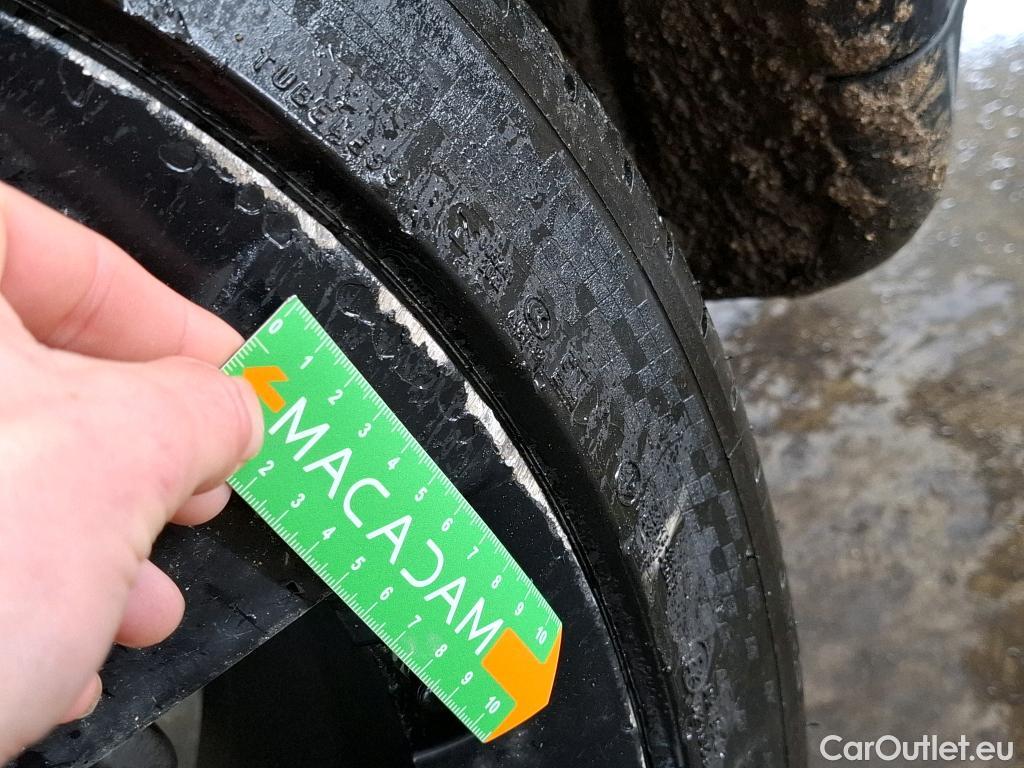  Tesla  Model Y TESLA  / 2020 / 5P / SUV Long Range Dual Motor AWD #22