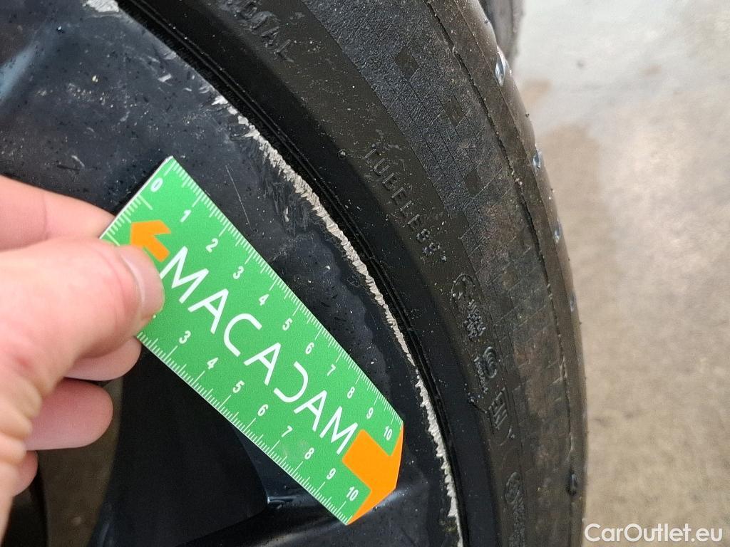  Tesla  Model Y TESLA  / 2020 / 5P / SUV Long Range Dual Motor AWD #41