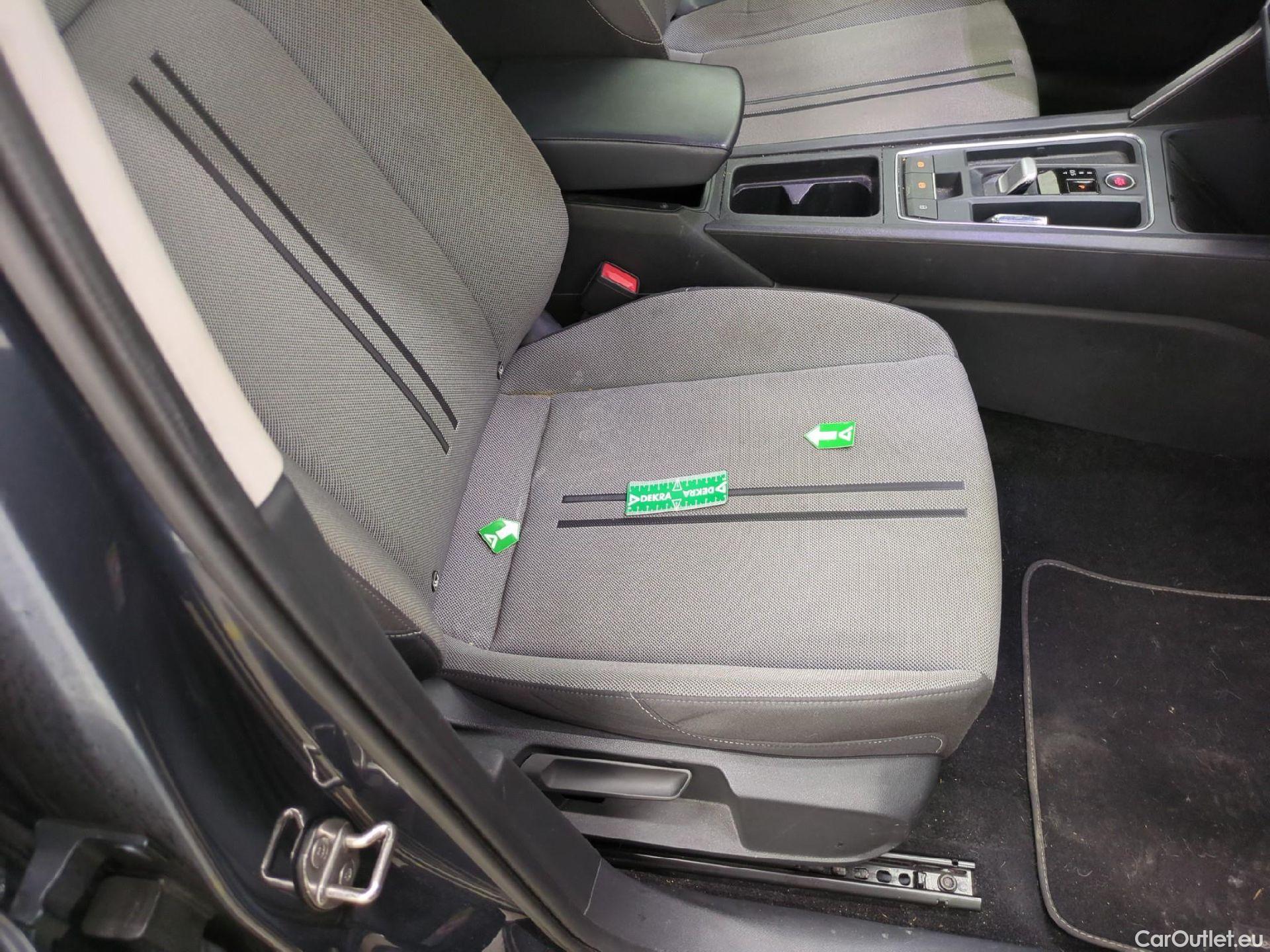  Seat  Leon  Business 2.0 TDI 150CV BVA7 E6d #4