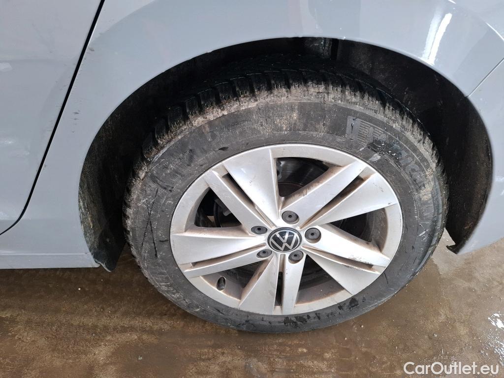  Volkswagen  Golf  VOLKSWAGEN / 2020 / 5P / Berline 1.0 TSI OPF 110 LIFE BUSINESS #10