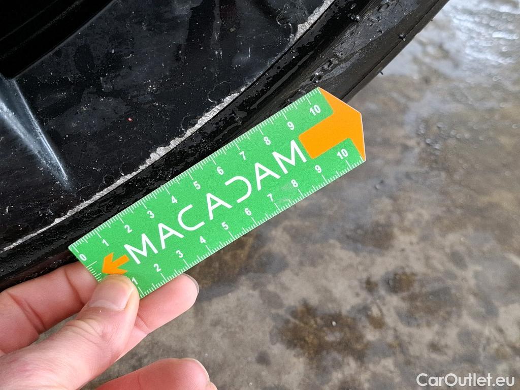  Tesla  Model Y TESLA  / 2020 / 5P / SUV Long Range Dual Motor AWD #24