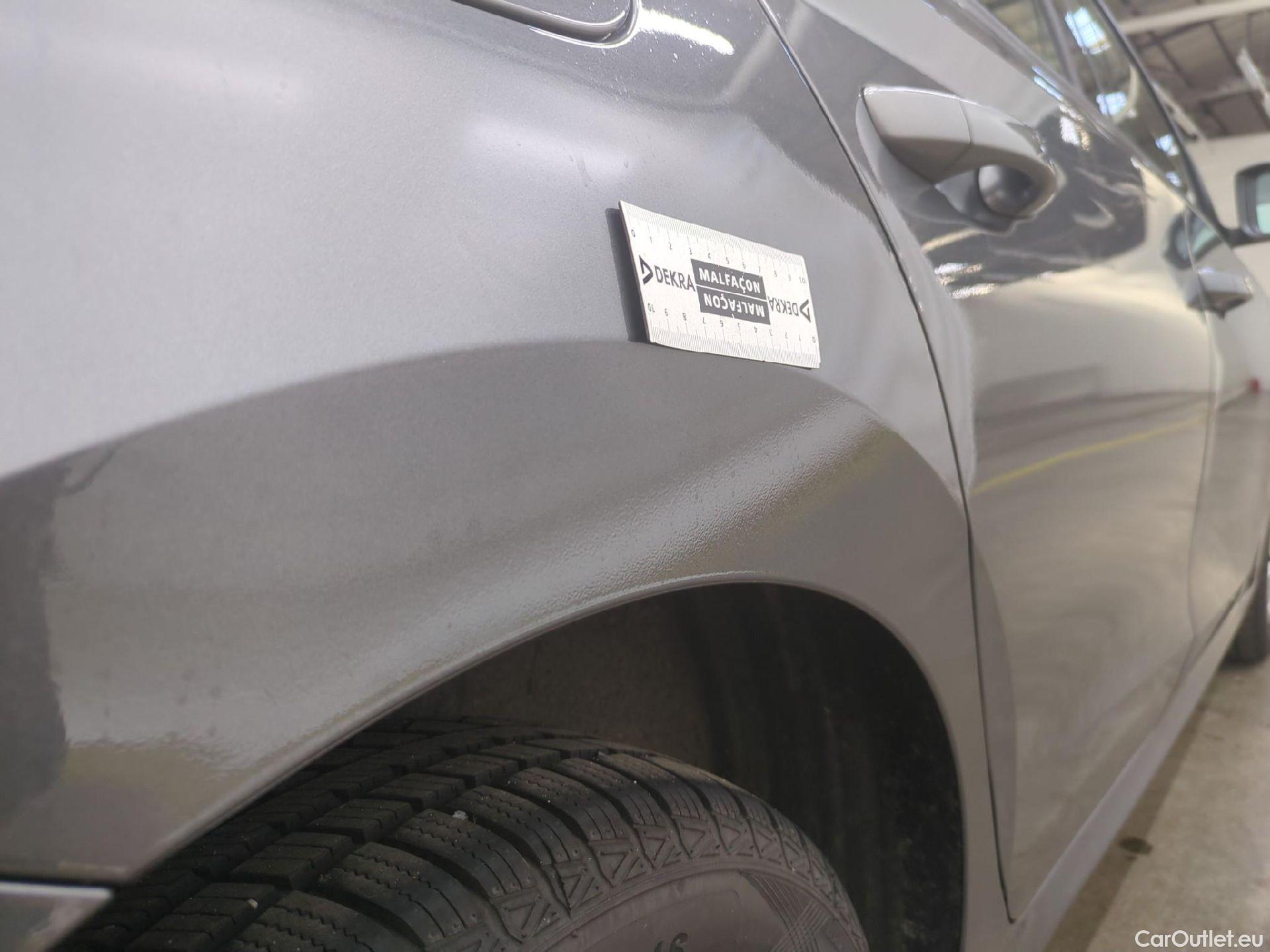  Skoda  Fabia  Active 1.0 MPI 80CV BVM5 E6d #18