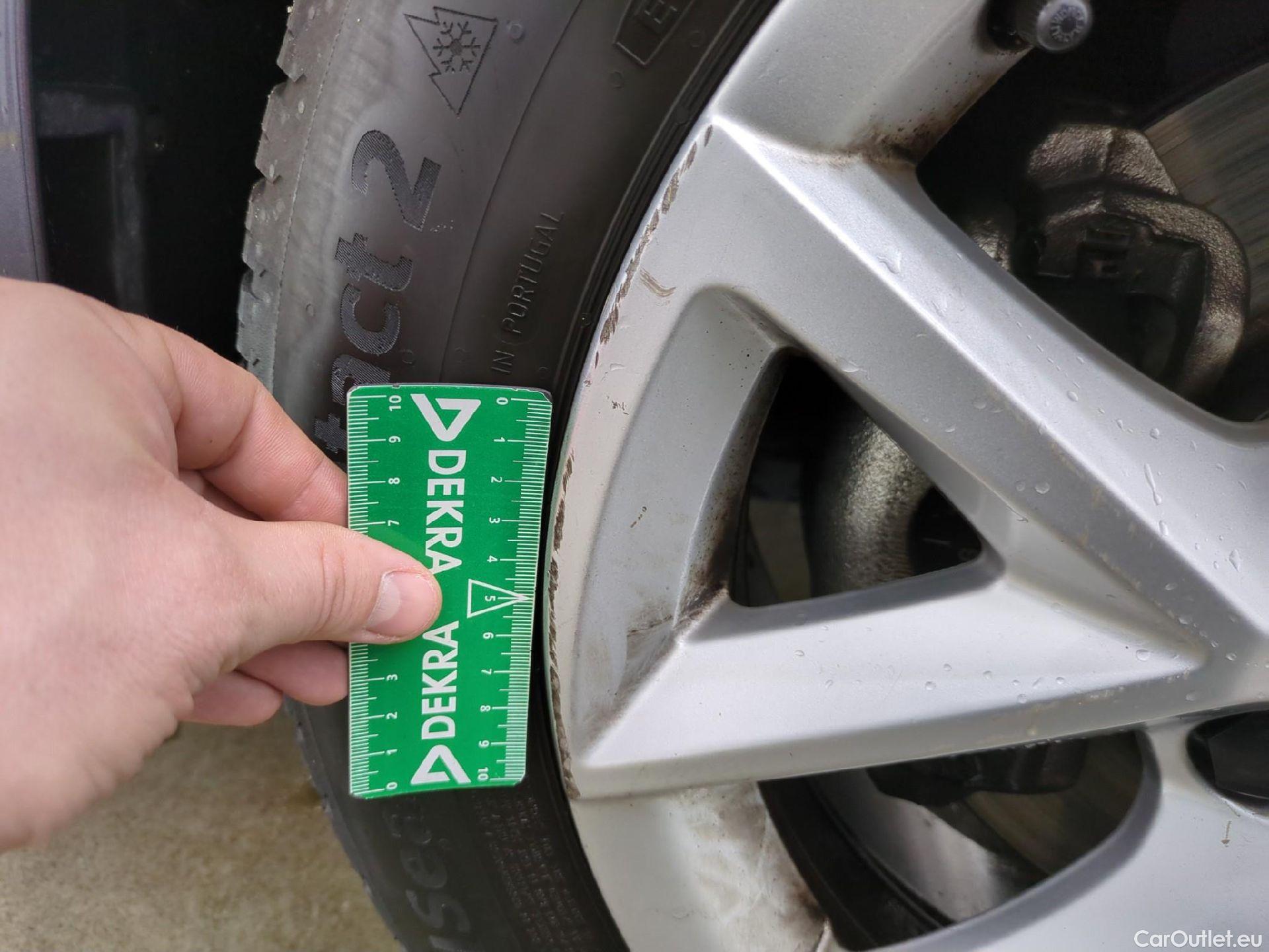  Seat  Leon  Business 2.0 TDI 150CV BVA7 E6d #19