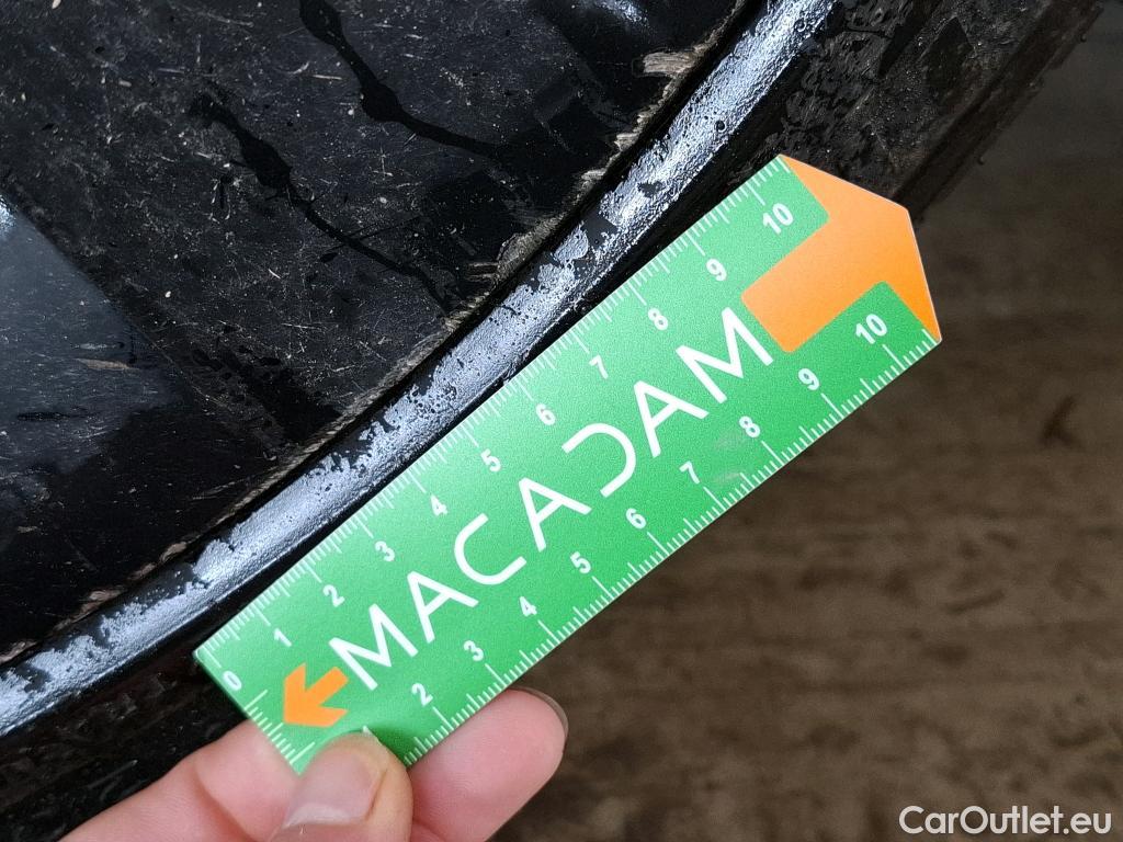  Tesla  Model Y TESLA  / 2020 / 5P / SUV Long Range Dual Motor AWD #32