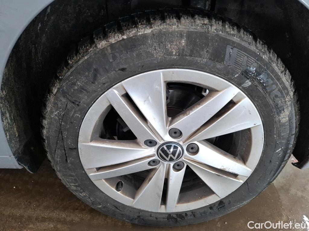  Volkswagen  Golf  VOLKSWAGEN / 2020 / 5P / Berline 1.0 TSI OPF 110 LIFE BUSINESS #11