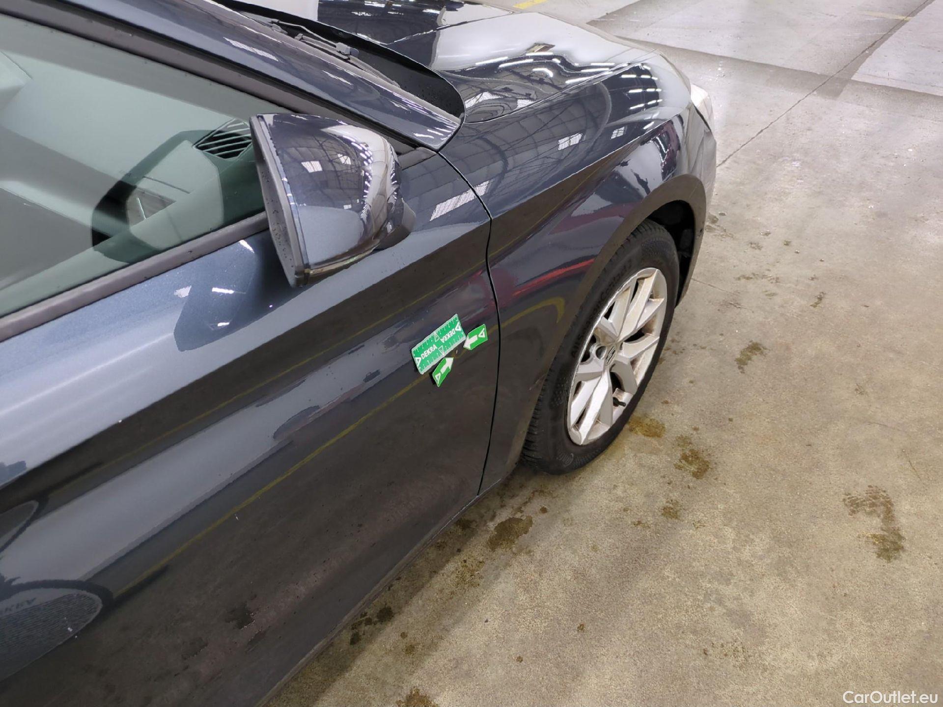  Seat  Leon  Business 2.0 TDI 150CV BVA7 E6d #40