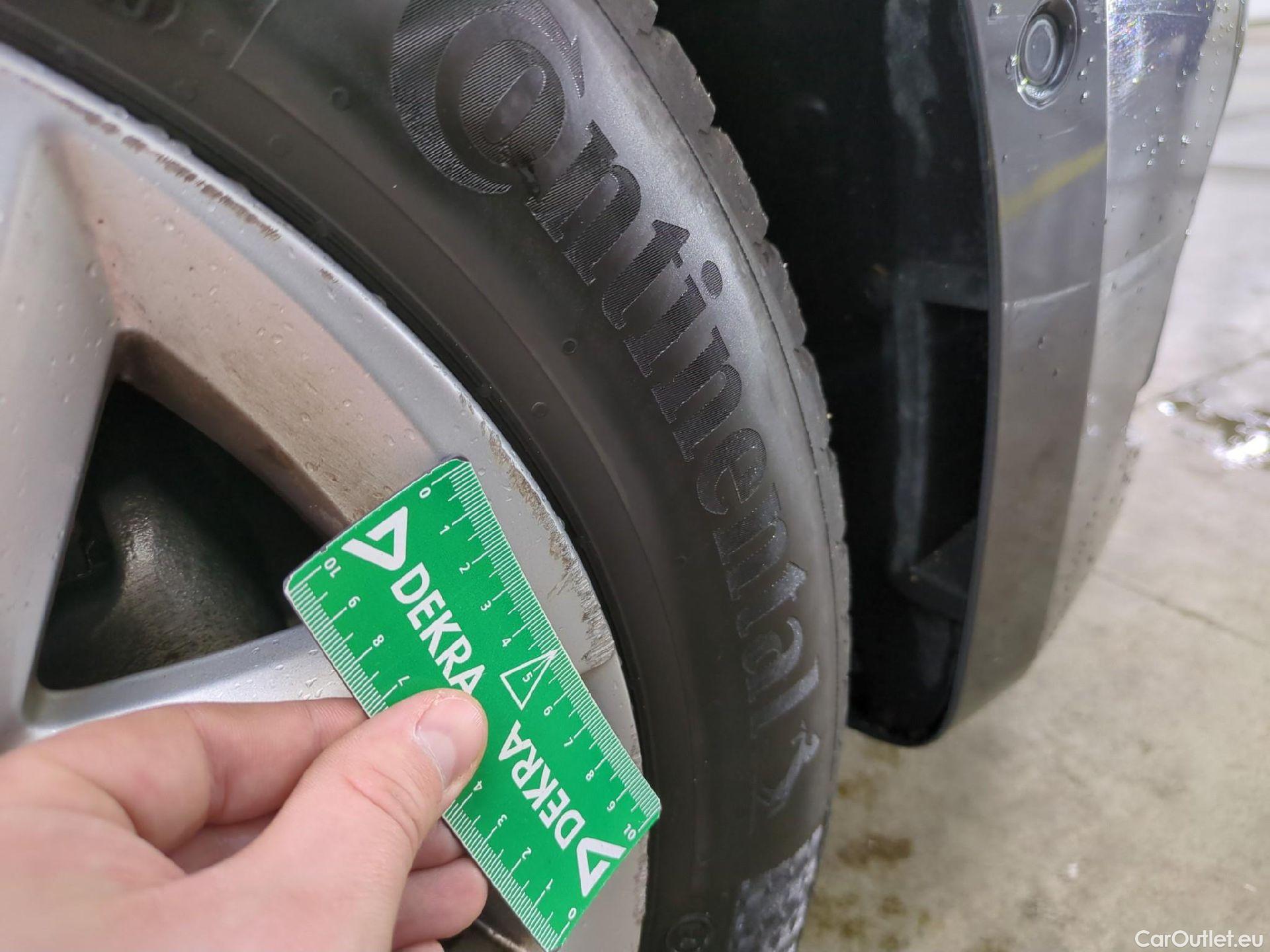  Seat  Leon  Business 2.0 TDI 150CV BVA7 E6d #12