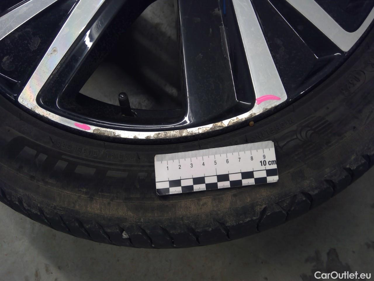  Volvo  V90  T8 R-Design Rech. AWD Aut #4