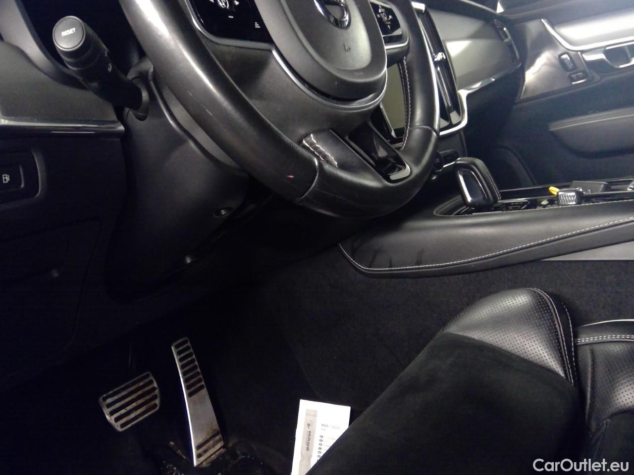  Volvo  V90  T8 R-Design Rech. AWD Aut #19