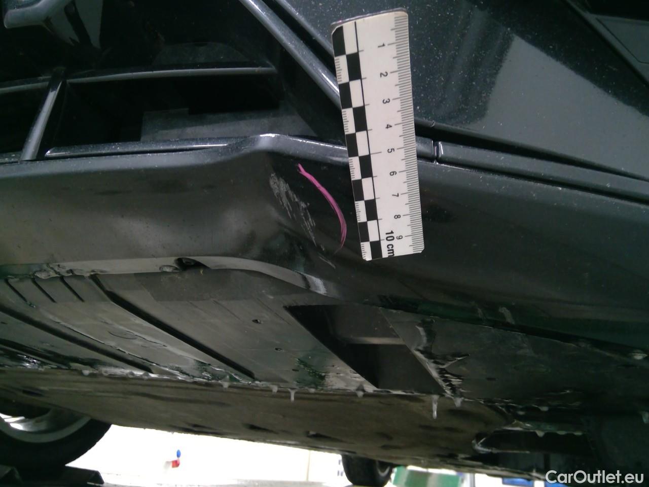  Volvo  V90  T8 R-Design Rech. AWD Aut #10