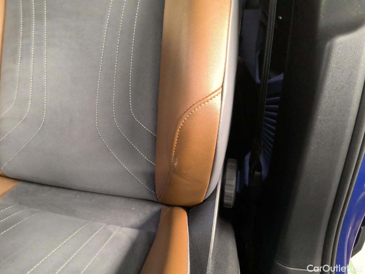  Volkswagen  ID.4  EV 77kWh Pro Performance #3