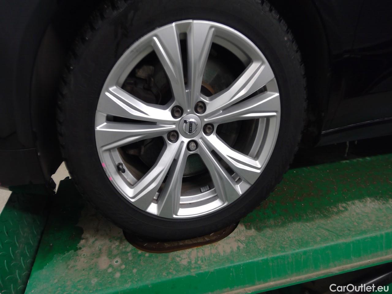  Volvo  V90  T8 R-Design Rech. AWD Aut #14