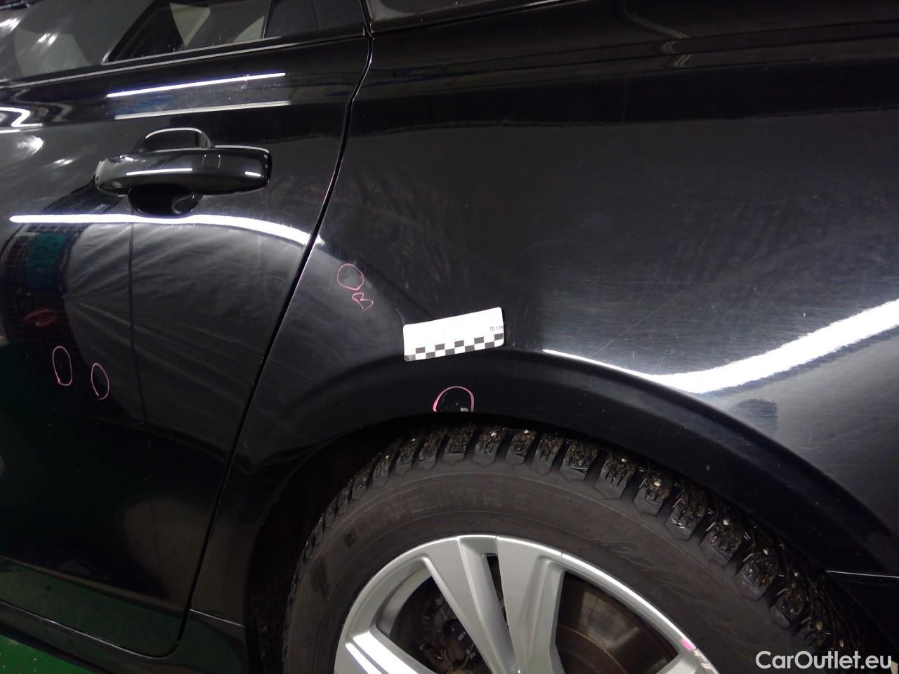  Volvo  V90  T8 R-Design Rech. AWD Aut #36