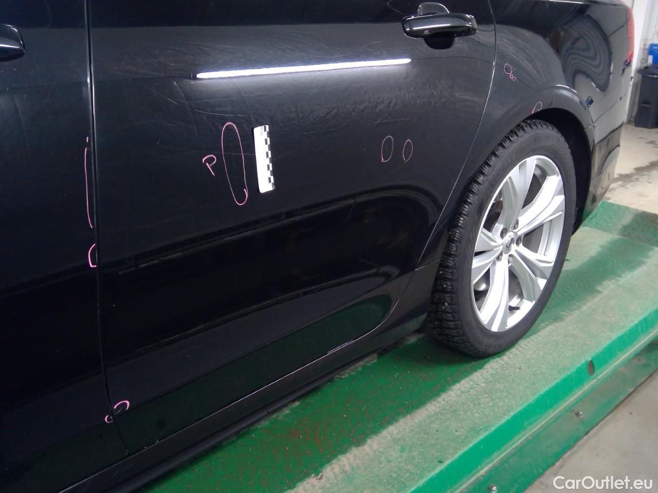  Volvo  V90  T8 R-Design Rech. AWD Aut #22