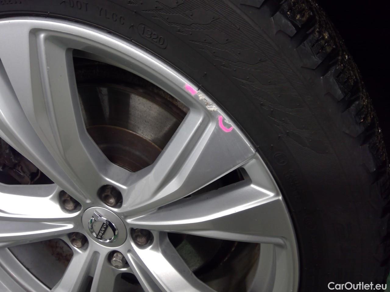  Volvo  V90  T8 R-Design Rech. AWD Aut #38