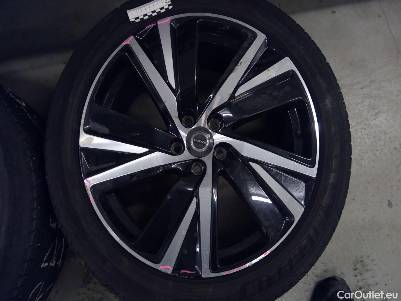  Volvo  V90  T8 R-Design Rech. AWD Aut #5