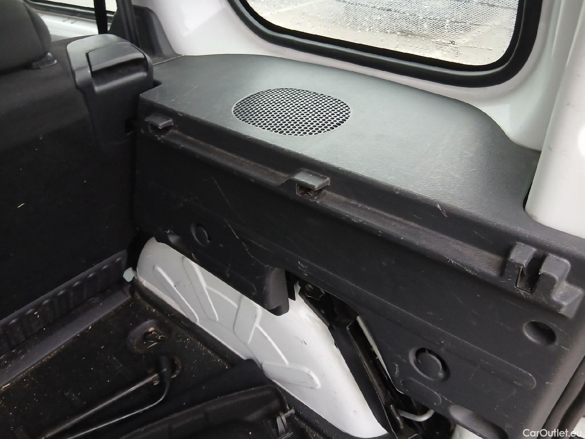  Renault  Kangoo RENAULT  Combi / 2013 / 4P / combi Profesional M1-AF En. dCi 66kW (90CV) E6 #21