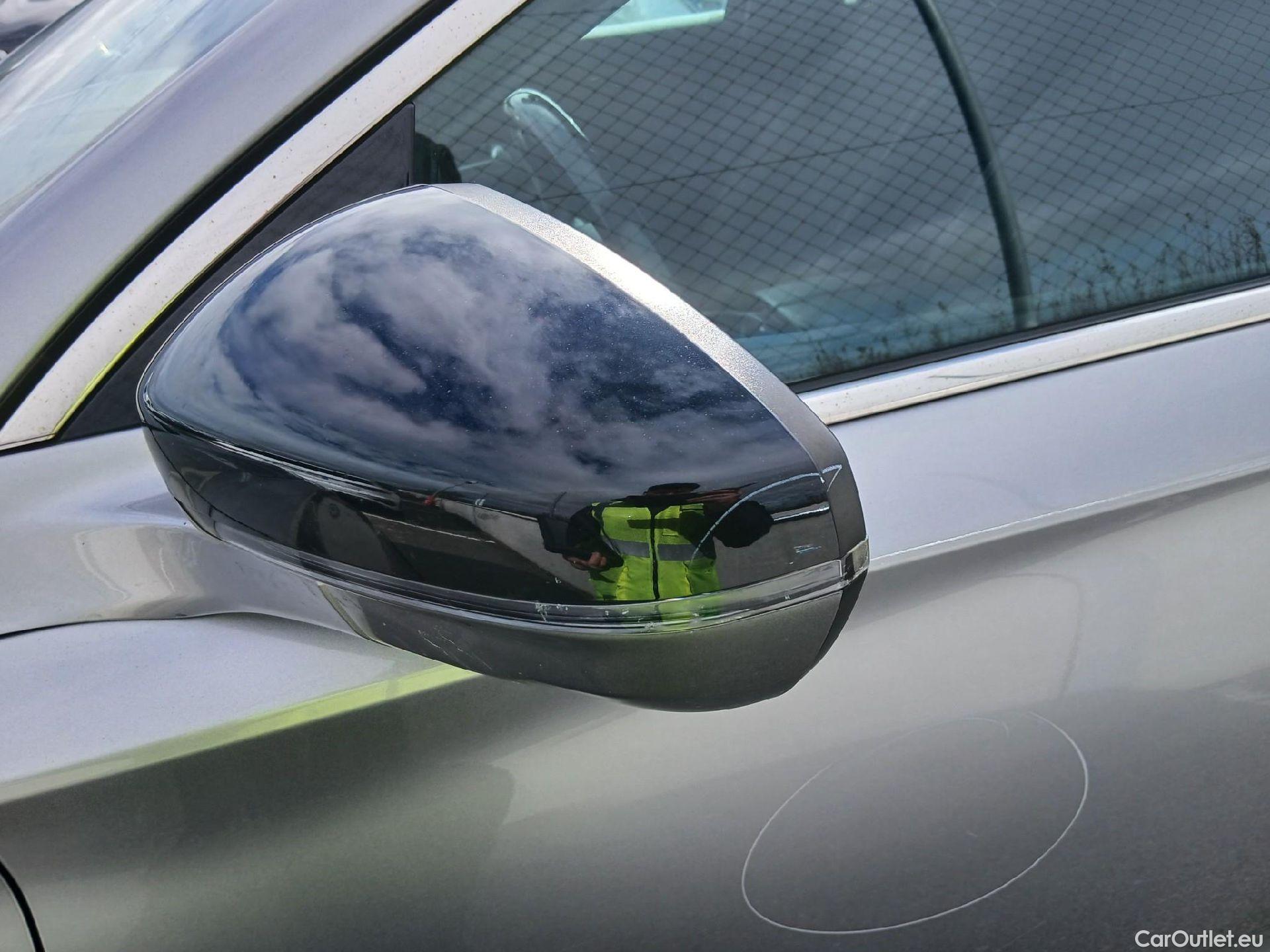  DS  DS7 DS DS 7 Crossback / 2017 / 5P / todoterreno BlueHDi DE 96kW (130CV) BE CHIC (AC) #25