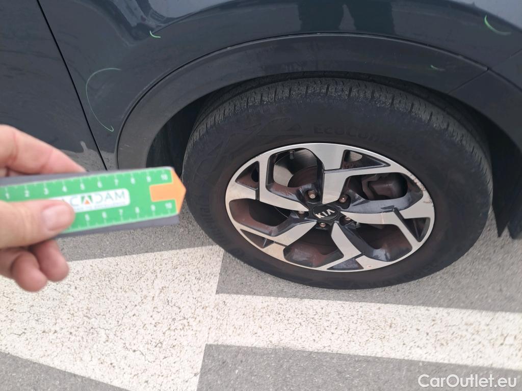  KIA  Sportage KIA  1.6MHEV Drive 100kW(136CV) 4x2(Crist Tintados)(CX) #10