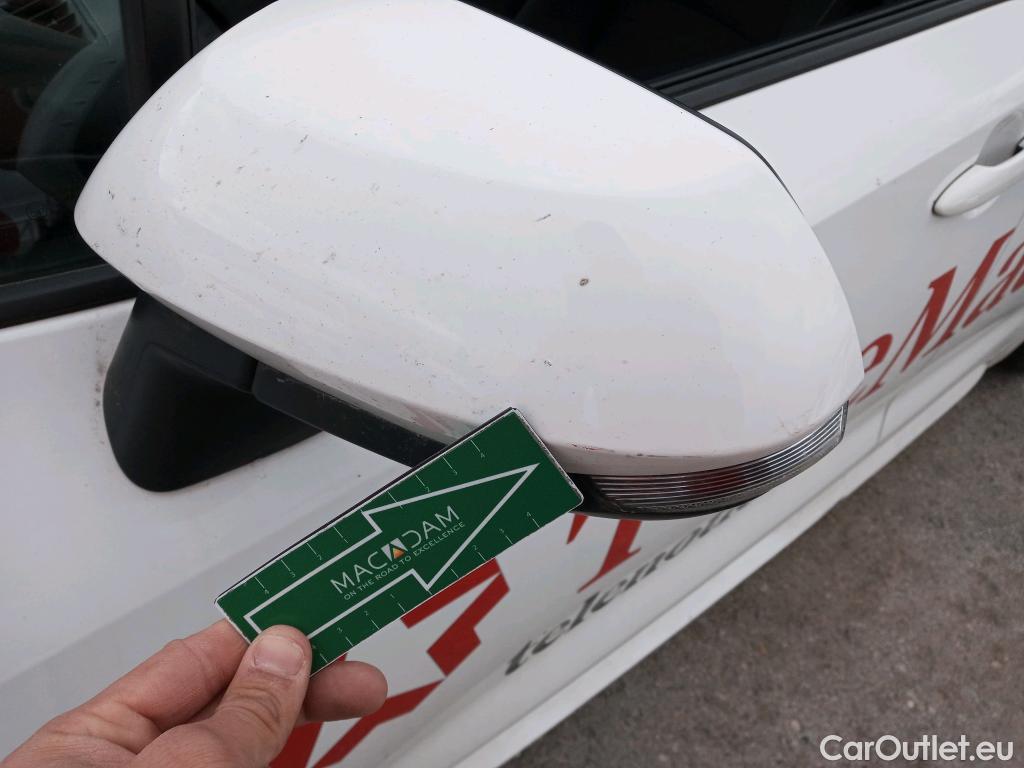  Toyota  Corolla TOYOTA  1.8 125H ACTIVE TECH E-CVT #50