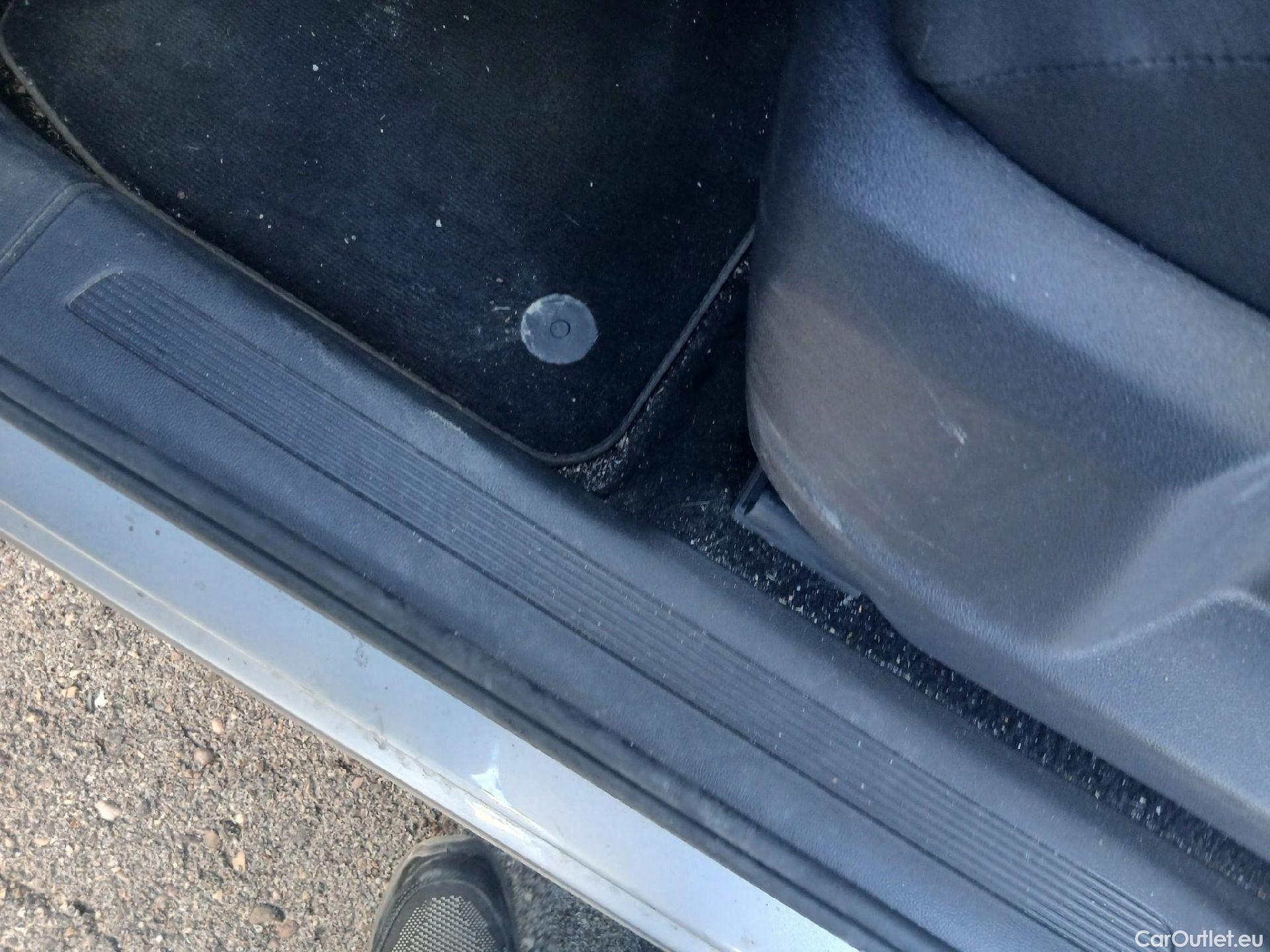  Volkswagen  Tiguan VOLKSWAGEN  / 2020 / 5P / todoterreno Life 1.4 TSI eHybrid 180kW (245CV) DSG #5