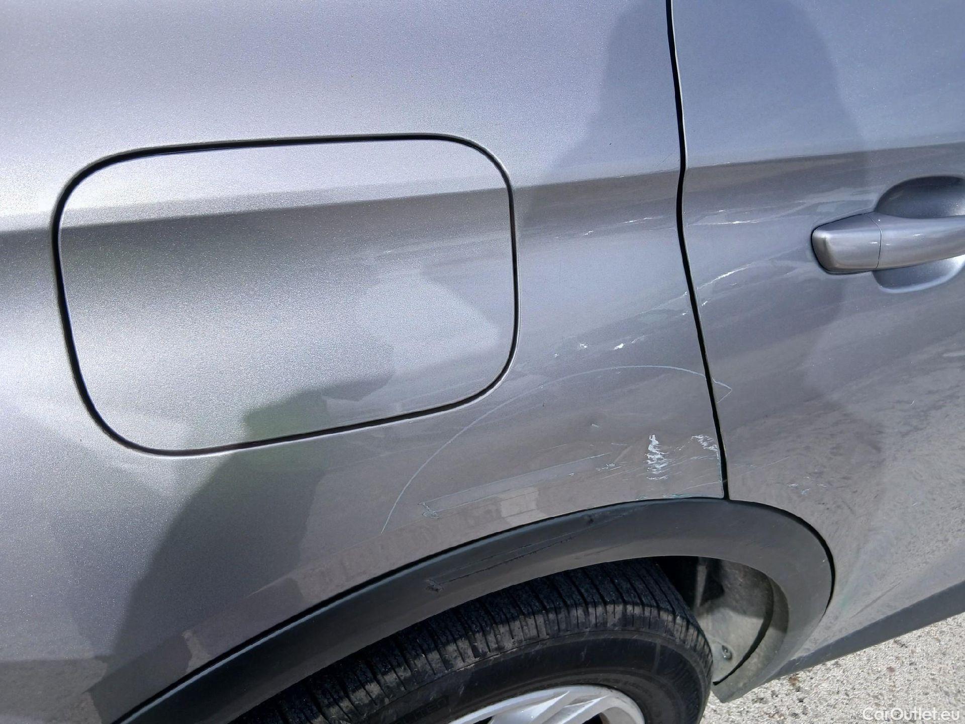  DS  DS7 DS DS 7 Crossback / 2017 / 5P / todoterreno BlueHDi DE 96kW (130CV) BE CHIC (AC) #42