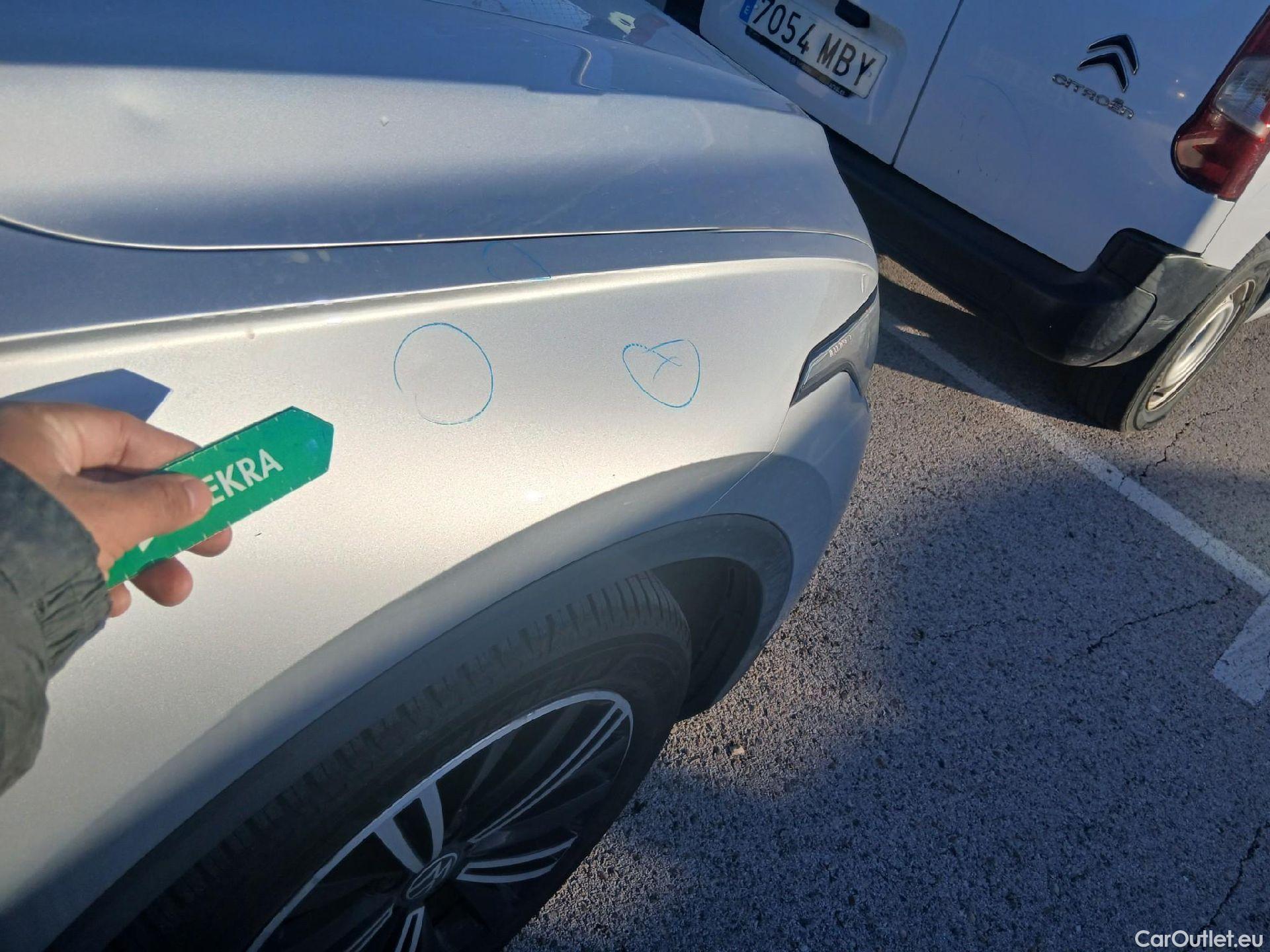  Volkswagen  Tiguan VOLKSWAGEN  / 2020 / 5P / todoterreno Life 1.4 TSI eHybrid 180kW (245CV) DSG #35