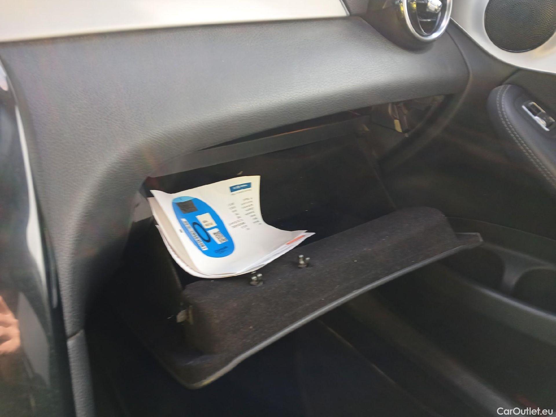  Mercedes  G-Klasee MERCEDES-BENZ Clase GLC / 2019 / 5P / todoterreno GLC 300 de 4MATIC #6